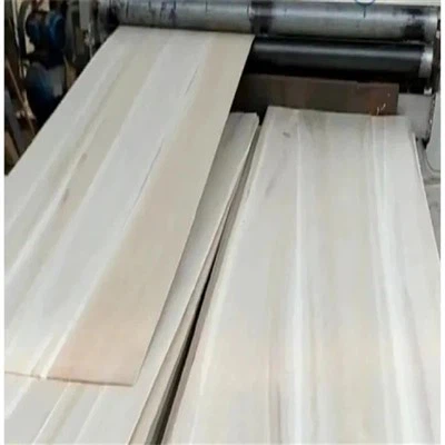 Лист жуте тополе